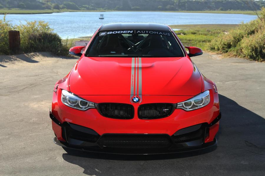  BMW M4 GTRS4 Wide Body by Vorsteiner 2016 года  (фото 7 из 15)